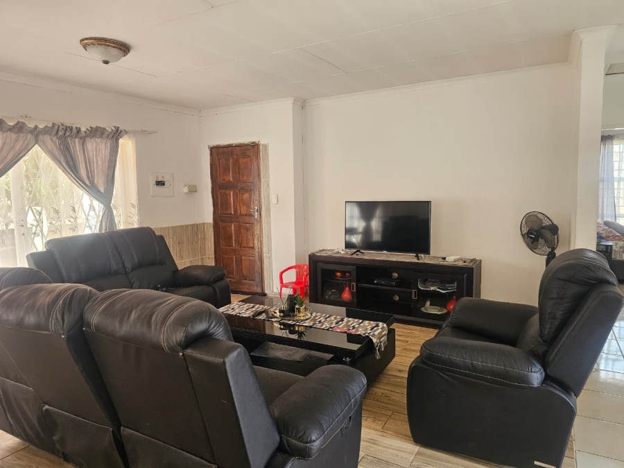 2 Bedroom Property for Sale in Brits North West